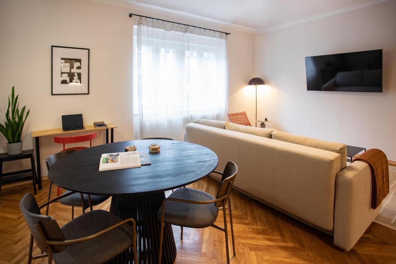 זאגרב Design 1Bdr Apartment With Balcony מראה חיצוני תמונה